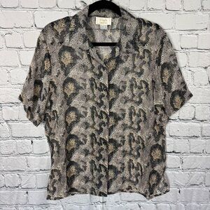 Voir Collection Vintage Snake Print Sheer Women’s SS Button Down Top Size Large